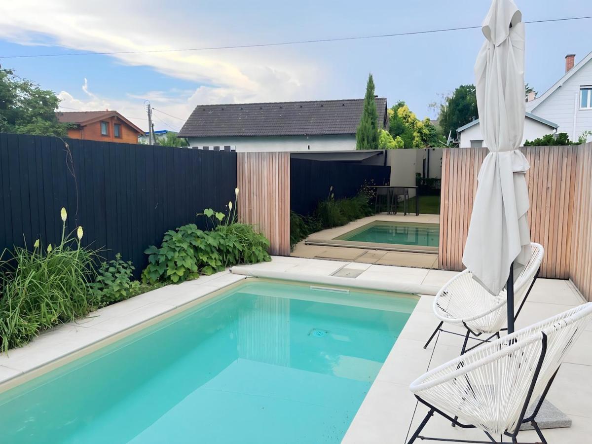 Appartement Mit Privatgarten & Salzwasserpool Wenen
