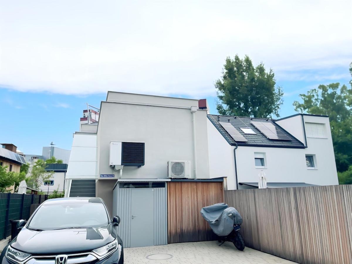 Mit Privatgarten & Salzwasserpool Appartement Wenen