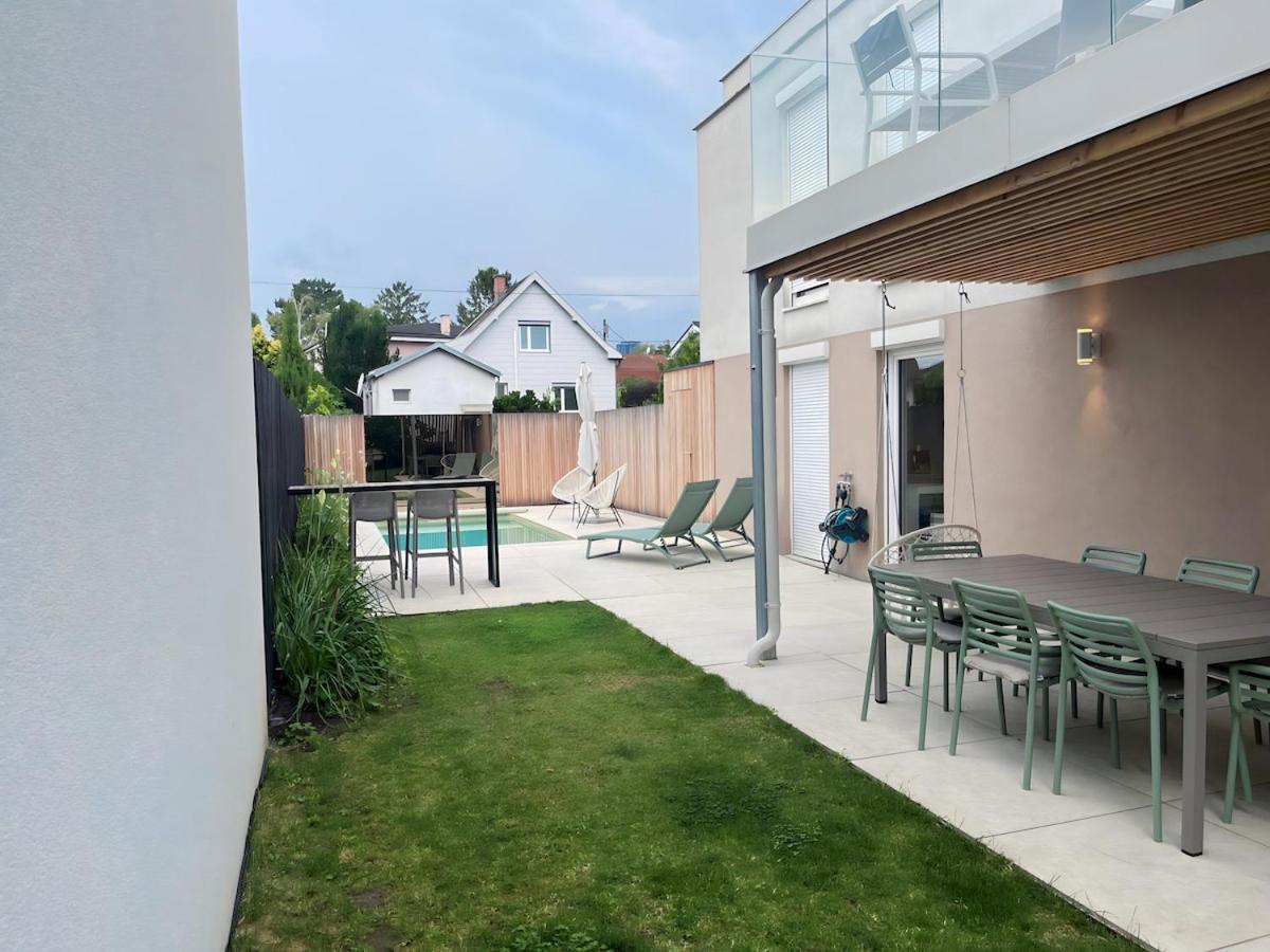 Appartement Mit Privatgarten & Salzwasserpool Wenen